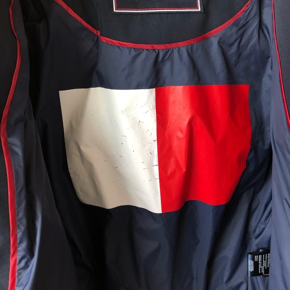 tommy hilfiger puffy jacket - Picture 6 of 6